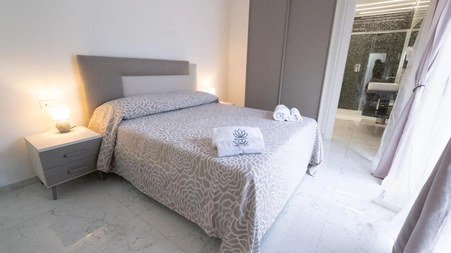 Mirabiluxury Bed & Breakfast Borgo Fosso Ghiaia