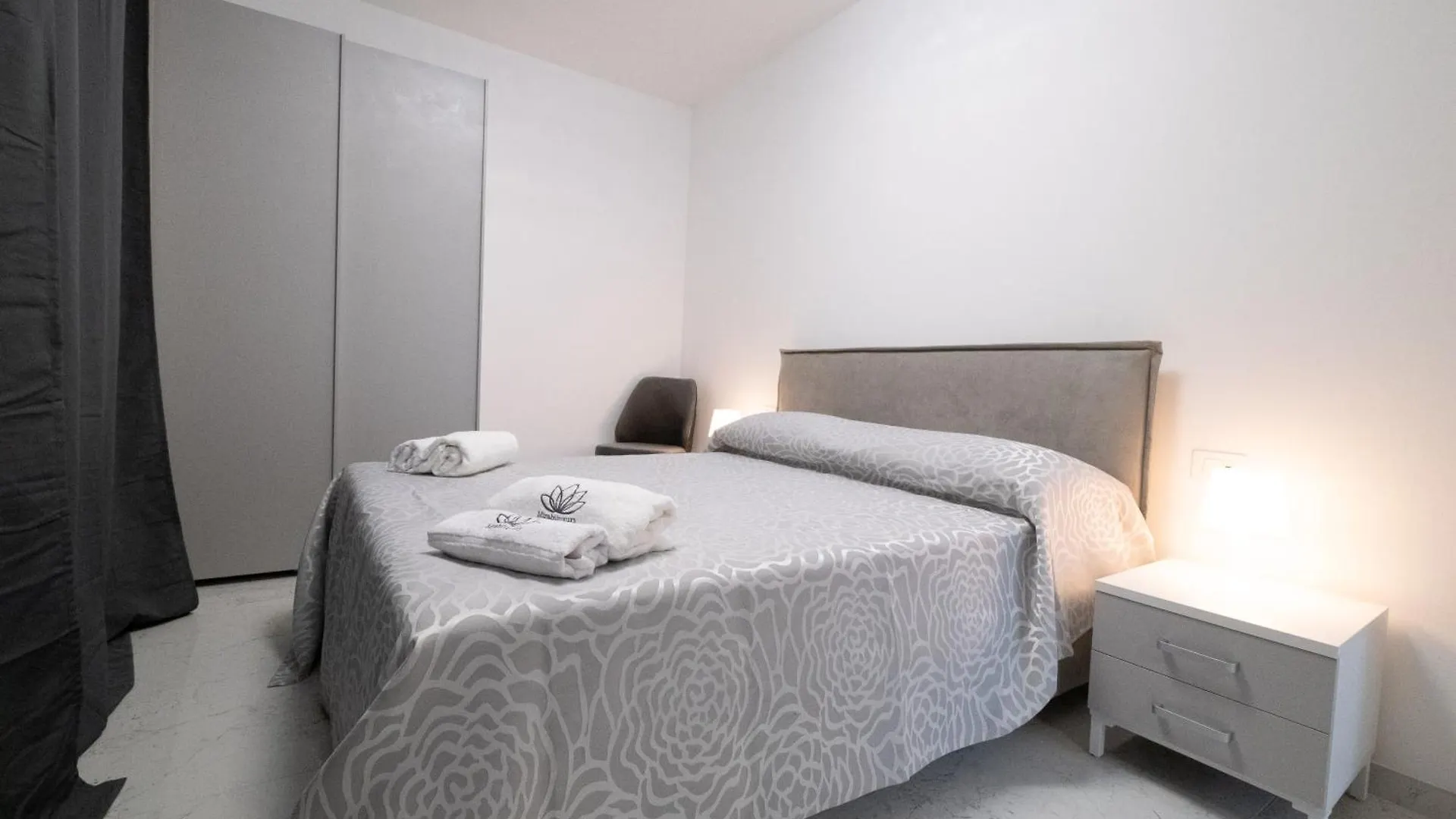 Mirabiluxury Bed & Breakfast Borgo Fosso Ghiaia 0*,