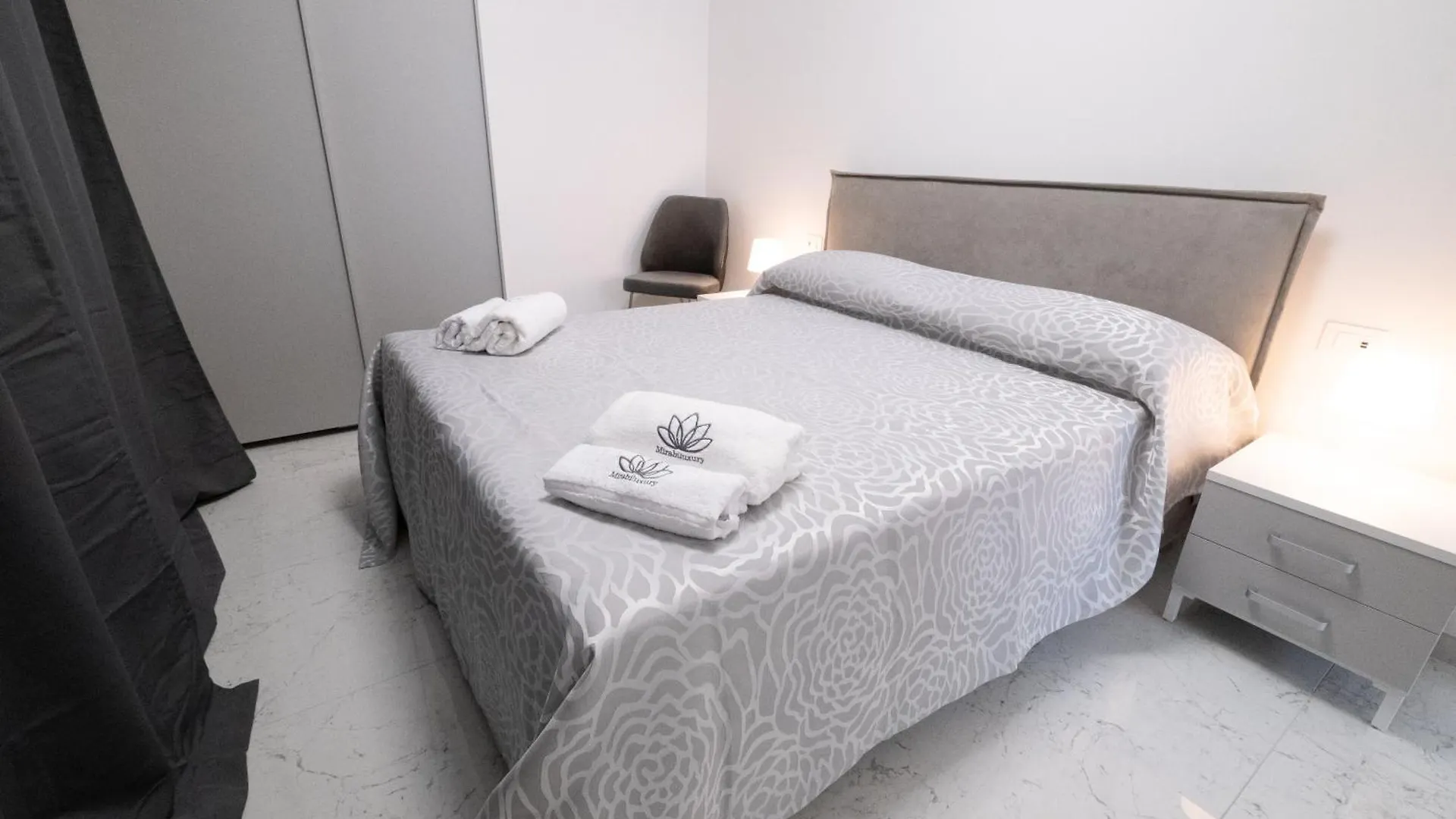 Mirabiluxury Bed & Breakfast Borgo Fosso Ghiaia