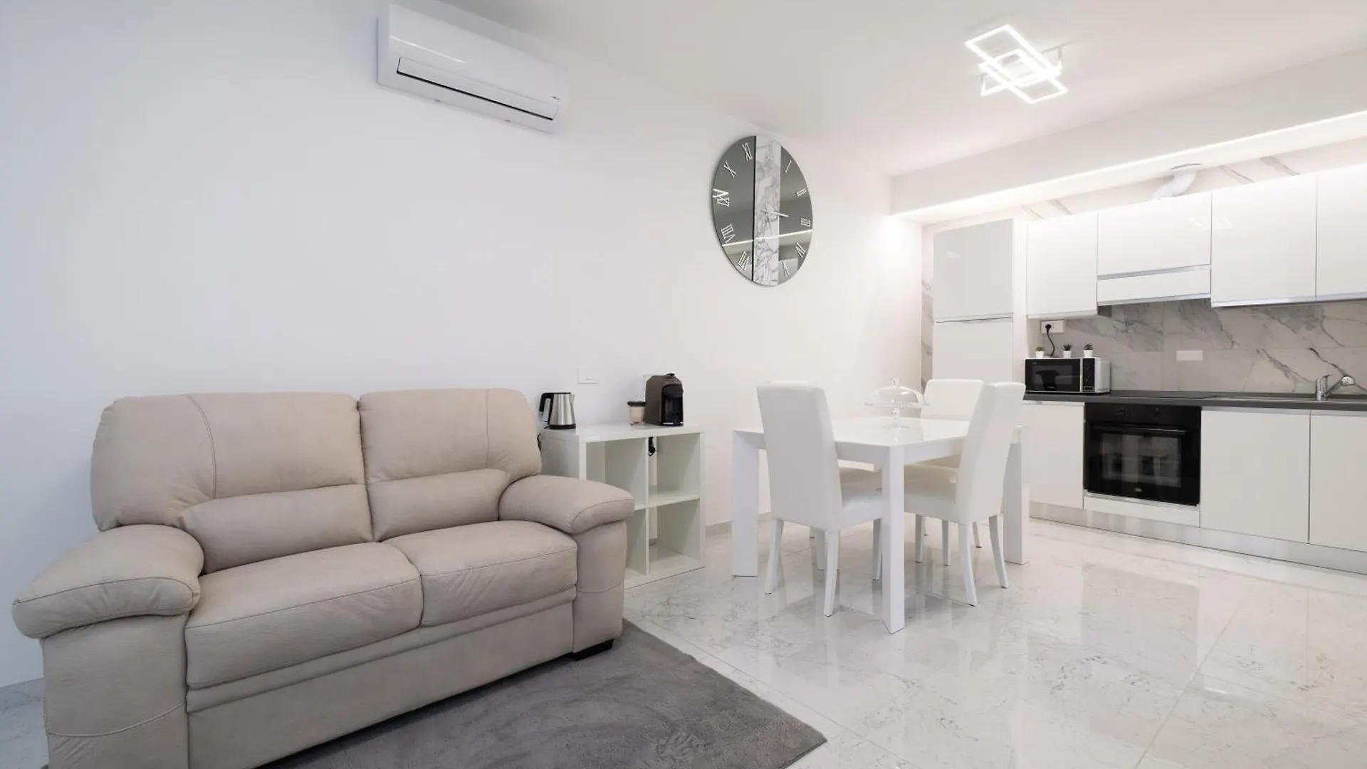 Mirabiluxury Bed & Breakfast Borgo Fosso Ghiaia 0*,