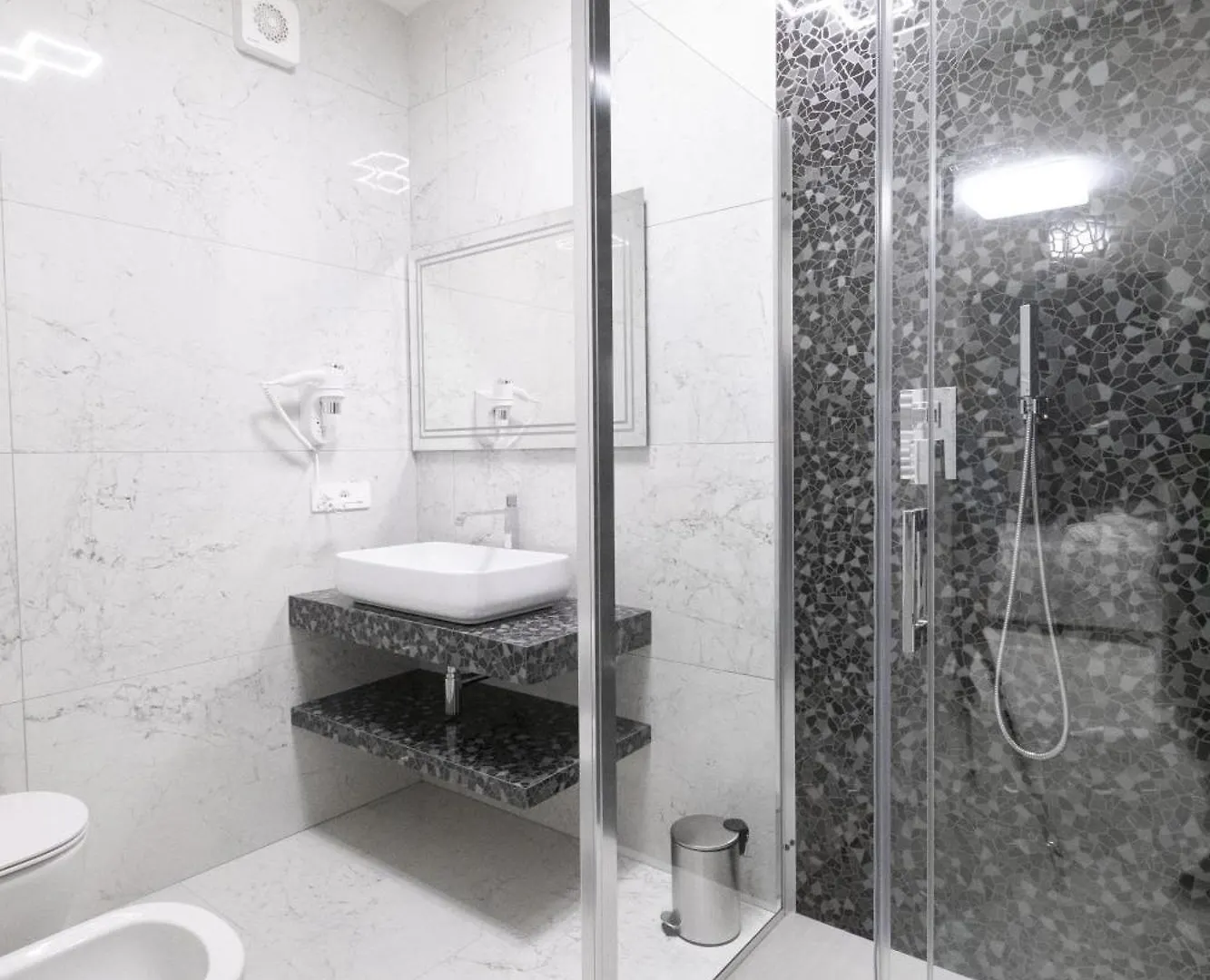 Mirabiluxury Bed & Breakfast Borgo Fosso Ghiaia Italy