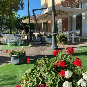 Adriatico Borgo Fosso Ghiaia